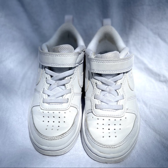 Nike Other - Kids white Nikes